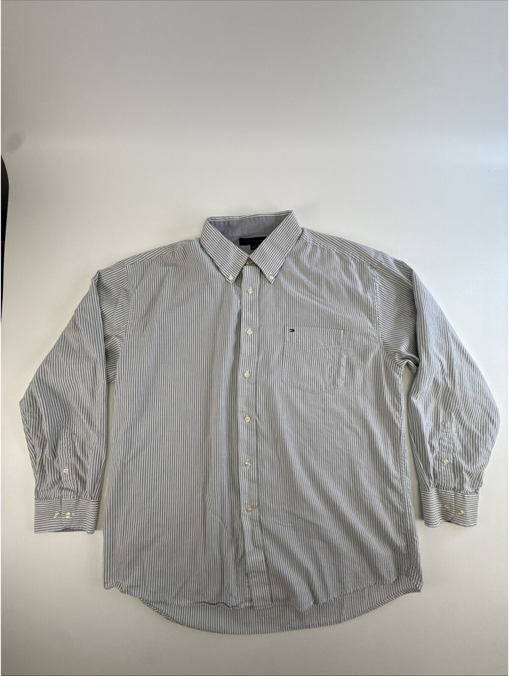Tommy Hilfiger Mens XL Grey And White Striped Button Down Long Sleeve